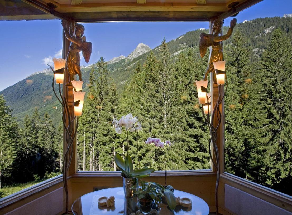 Hotel Les Chalets De Philippe Avec Jacuzzis Privatifs Chamonix ภายนอก รูปภาพ