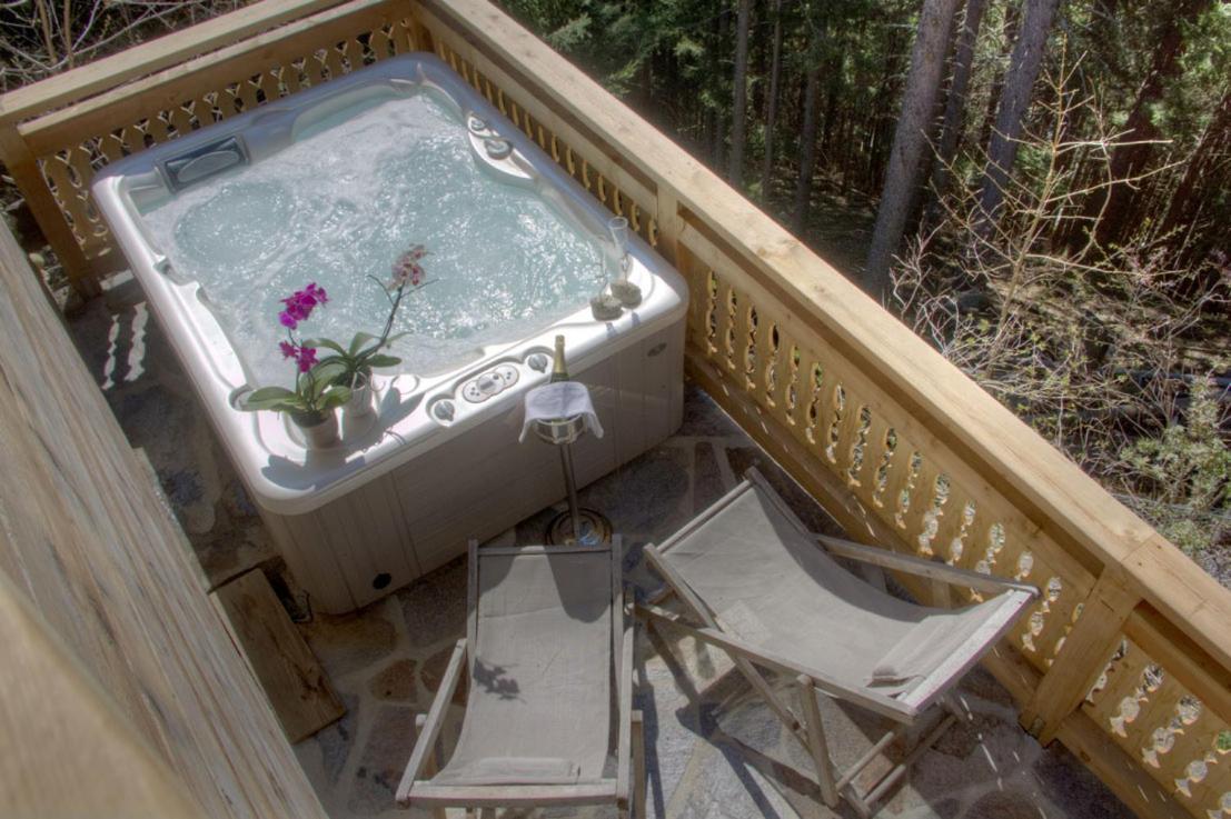 Hotel Les Chalets De Philippe Avec Jacuzzis Privatifs Chamonix ภายนอก รูปภาพ